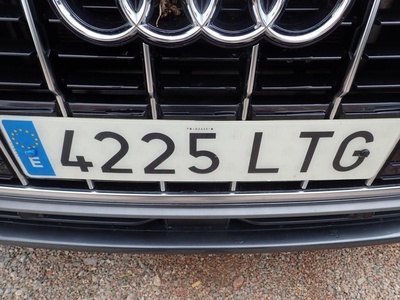 Audi Q3 TFSIe S line 45 TFSI e 180 kW (245 CV) S tronic 15 Audi Q3 TFSIe S line 45 TFSI e 180 kW (245 CV) S tronic 15