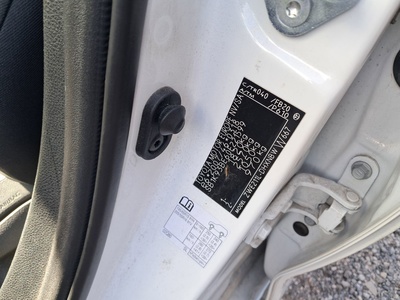 Toyota Corolla 1.8 125 Híbrido Active Tech E-CVT 90 kW (122 CV) 13 Toyota Corolla 1.8 125 Híbrido Active Tech E-CVT 90 kW (122 CV) 13