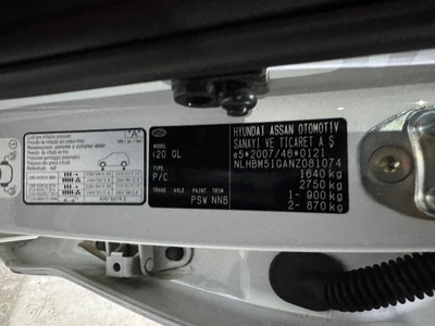 Hyundai i20 1.0 TGDI 48V Essence 74 kW (100 CV) 14 Hyundai i20 1.0 TGDI 48V Essence 74 kW (100 CV) 14