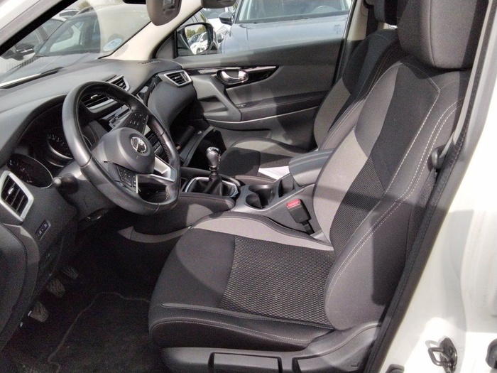 Nissan Qashqai dCi 85 Acenta 85 kW (115 CV) Vehículo usado en Madrid Nissan Qashqai dCi 85 Acenta 85 kW (115 CV) Vehículo usado en Madrid