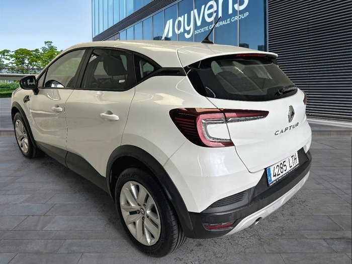 Renault Captur Intens TCe 140 Micro Híbrido 103 kW (140 CV) GPF Vehículo usado en Madrid Renault Captur Intens TCe 140 Micro Híbrido 103 kW (140 CV) GPF Vehículo usado en Madrid