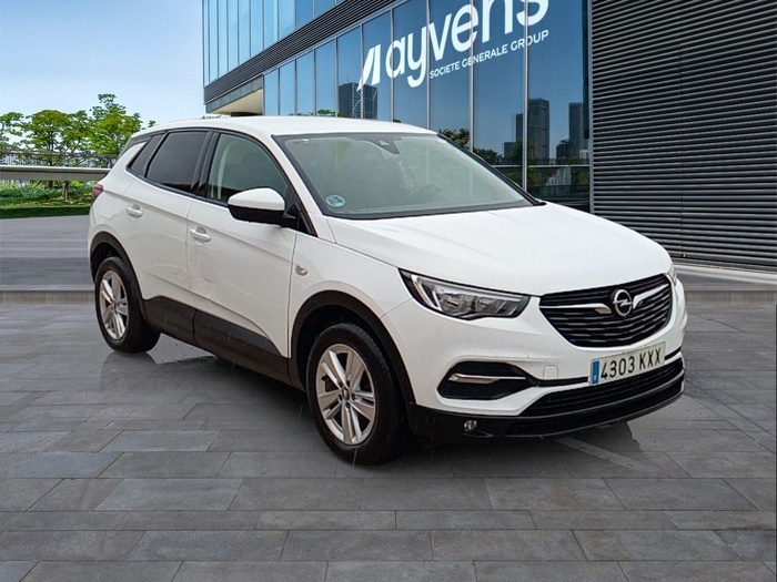 Opel Grandland X 1.5 CDTi Selective Pro 96 kW (130 CV) Vehículo usado en Madrid Opel Grandland X 1.5 CDTi Selective Pro 96 kW (130 CV) Vehículo usado en Madrid