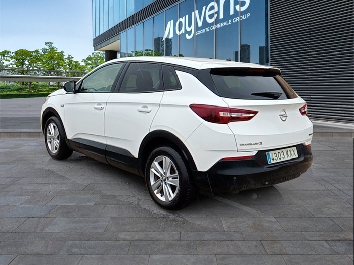 Opel Grandland X 1.5 CDTi Selective Pro 96 kW (130 CV) Vehículo usado en Madrid Opel Grandland X 1.5 CDTi Selective Pro 96 kW (130 CV) Vehículo usado en Madrid