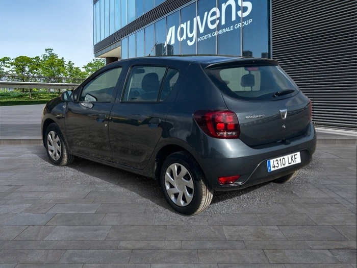 Dacia Sandero Essential TCE 74 kW (100 CV) GLP Vehículo usado en Madrid Dacia Sandero Essential TCE 74 kW (100 CV) GLP Vehículo usado en Madrid