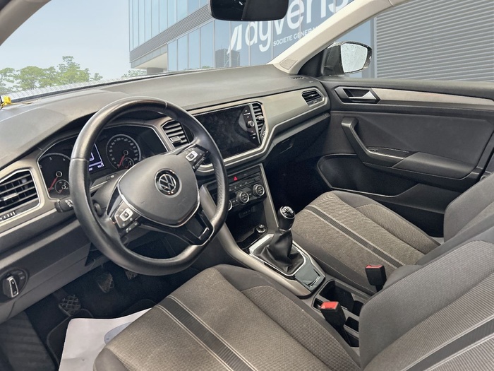 Volkswagen T-Roc Advance 1.6 TDI 85 kW (115 CV) Vehículo usado en Madrid Volkswagen T-Roc Advance 1.6 TDI 85 kW (115 CV) Vehículo usado en Madrid