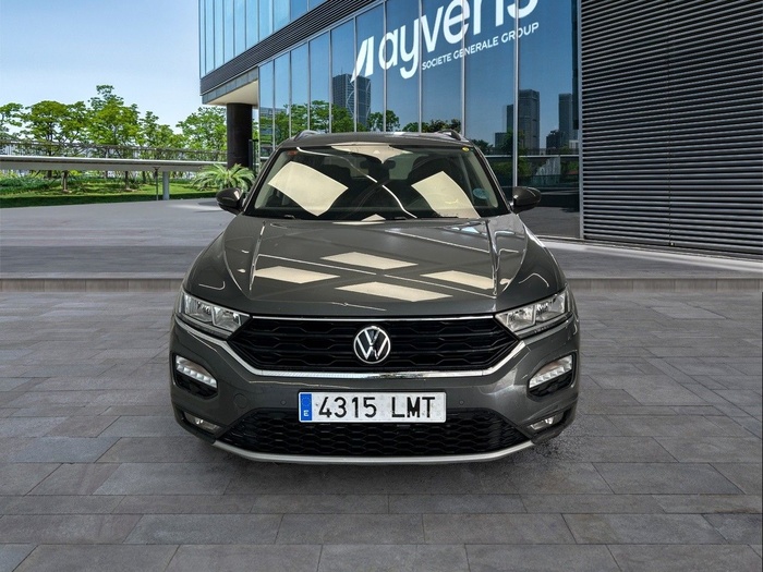 Volkswagen T-Roc Advance 1.6 TDI 85 kW (115 CV) Vehículo usado en Madrid Volkswagen T-Roc Advance 1.6 TDI 85 kW (115 CV) Vehículo usado en Madrid