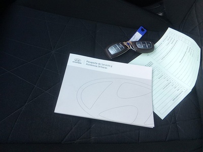 Hyundai Bayon 1.0 TGDI Tecno 74 kW (100 CV) 12 Hyundai Bayon 1.0 TGDI Tecno 74 kW (100 CV) 12