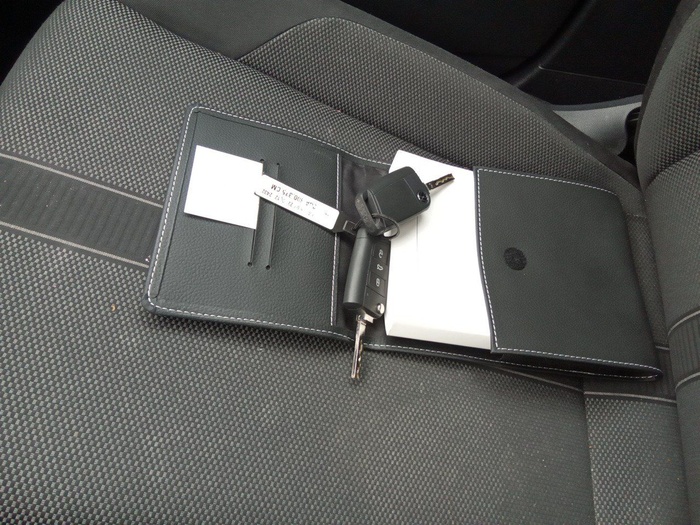 Volkswagen T-Roc Life 1.5 TSI 110 kW (150 CV) DSG Vehículo usado en Madrid Volkswagen T-Roc Life 1.5 TSI 110 kW (150 CV) DSG Vehículo usado en Madrid