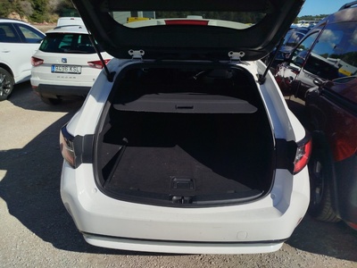 Toyota Corolla Touring Sports 125H Active Tech E-CVT 90 kW (122 CV) 13 Toyota Corolla Touring Sports 125H Active Tech E-CVT 90 kW (122 CV) 13