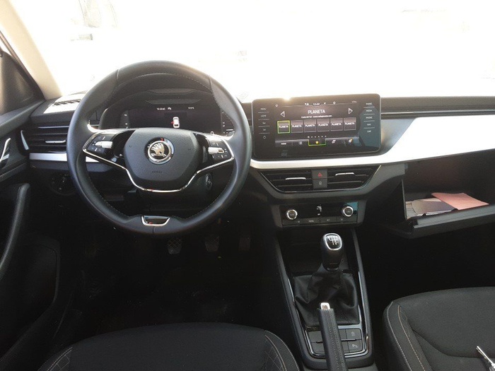 Skoda Scala 1.0 TSI Emotion 70 kW (95 CV) Vehículo usado en Madrid Skoda Scala 1.0 TSI Emotion 70 kW (95 CV) Vehículo usado en Madrid