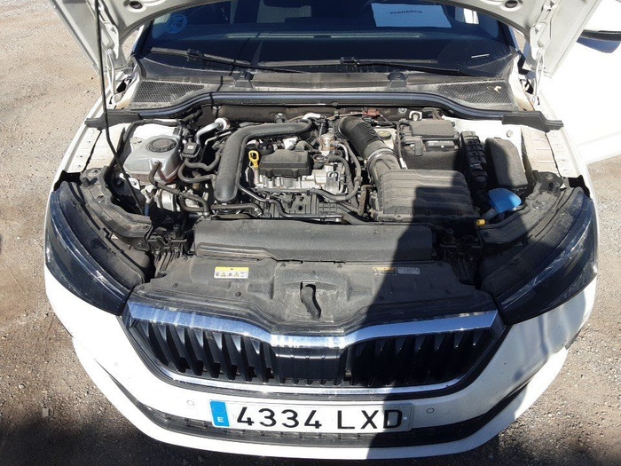 Skoda Scala 1.0 TSI Emotion 70 kW (95 CV) Vehículo usado en Madrid Skoda Scala 1.0 TSI Emotion 70 kW (95 CV) Vehículo usado en Madrid