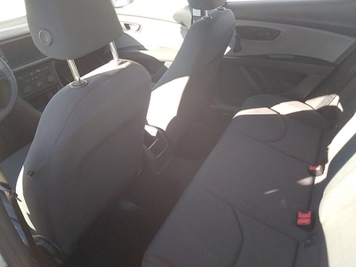 SEAT León 1.6 TDI S&S Reference 85 kW (115 CV) 15 SEAT León 1.6 TDI S&S Reference 85 kW (115 CV) 15