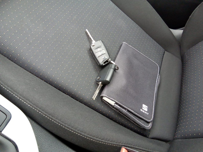 SEAT Arona 1.0 TSI Style 81 kW (110 CV) Vehículo usado en Madrid SEAT Arona 1.0 TSI Style 81 kW (110 CV) Vehículo usado en Madrid