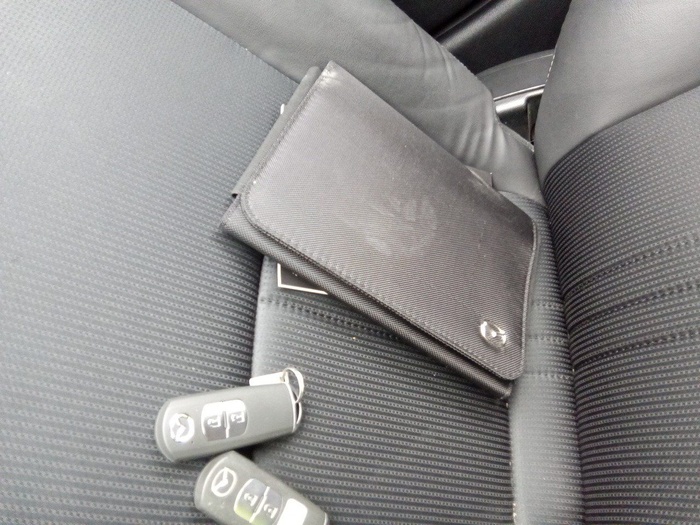 Mazda CX-3 2.0 G Zenith 2WD 89 kW (121 CV) Vehículo usado en Madrid Mazda CX-3 2.0 G Zenith 2WD 89 kW (121 CV) Vehículo usado en Madrid