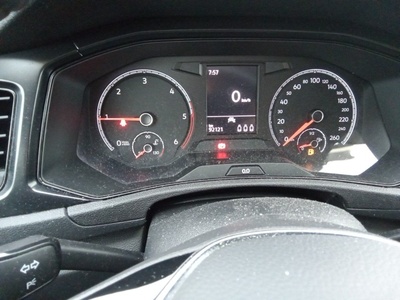 Volkswagen T-Roc Edition 2.0 TDI 85 kW (115 CV) 8 Volkswagen T-Roc Edition 2.0 TDI 85 kW (115 CV) 8