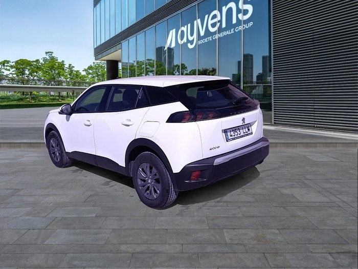 Peugeot 2008 BlueHDi 110 S&S Active 81 kW (110 CV) Vehículo usado en Madrid Peugeot 2008 BlueHDi 110 S&S Active 81 kW (110 CV) Vehículo usado en Madrid