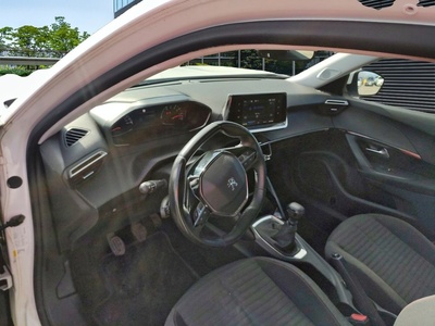 Peugeot 2008 BlueHDi 110 S&S Active 81 kW (110 CV) 7 Peugeot 2008 BlueHDi 110 S&S Active 81 kW (110 CV) 7