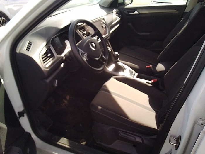 Volkswagen T-Roc Advance 2.0 TDI 85 kW (115 CV) Vehículo usado en Madrid Volkswagen T-Roc Advance 2.0 TDI 85 kW (115 CV) Vehículo usado en Madrid