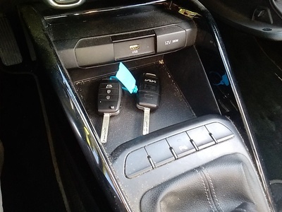 Kia Stonic 1.0 T-GDi MHEV Drive iMT 88 kW (120 CV) 11 Kia Stonic 1.0 T-GDi MHEV Drive iMT 88 kW (120 CV) 11