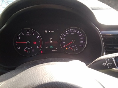 Kia Stonic 1.0 T-GDi MHEV Drive iMT 88 kW (120 CV) 8 Kia Stonic 1.0 T-GDi MHEV Drive iMT 88 kW (120 CV) 8