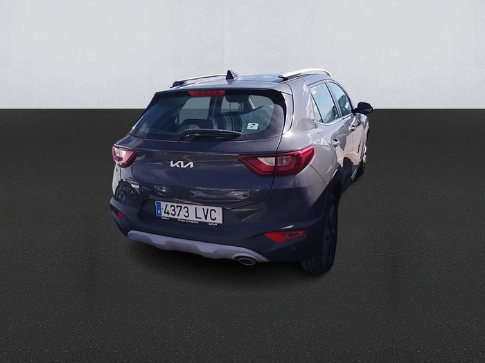 Kia Stonic 1.0 T-GDi MHEV Drive iMT 88 kW (120 CV) Vehículo usado en Madrid Kia Stonic 1.0 T-GDi MHEV Drive iMT 88 kW (120 CV) Vehículo usado en Madrid