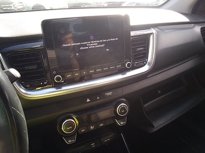 Kia Stonic 1.0 T-GDi MHEV Drive iMT 88 kW (120 CV) 9 Kia Stonic 1.0 T-GDi MHEV Drive iMT 88 kW (120 CV) 9