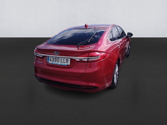 Ford Mondeo 2.0 TDCI Titanium PowerShift 110 kW (150 CV) Vehículo usado en Madrid Ford Mondeo 2.0 TDCI Titanium PowerShift 110 kW (150 CV) Vehículo usado en Madrid