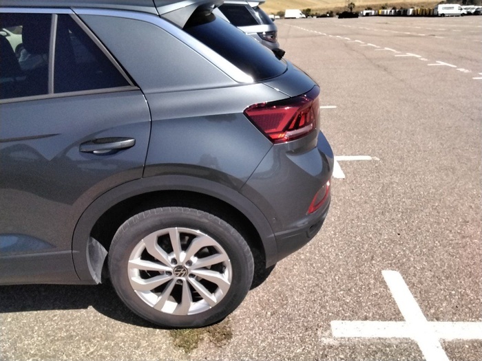 Volkswagen T-Roc Life 1.5 TSI 110 kW (150 CV) DSG Vehículo usado en Madrid Volkswagen T-Roc Life 1.5 TSI 110 kW (150 CV) DSG Vehículo usado en Madrid