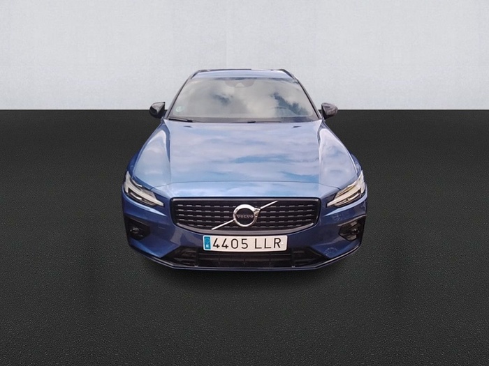 Volvo V60 B5 Mhev R-Design Auto 184 kW (250 CV) Vehículo usado en Madrid Volvo V60 B5 Mhev R-Design Auto 184 kW (250 CV) Vehículo usado en Madrid