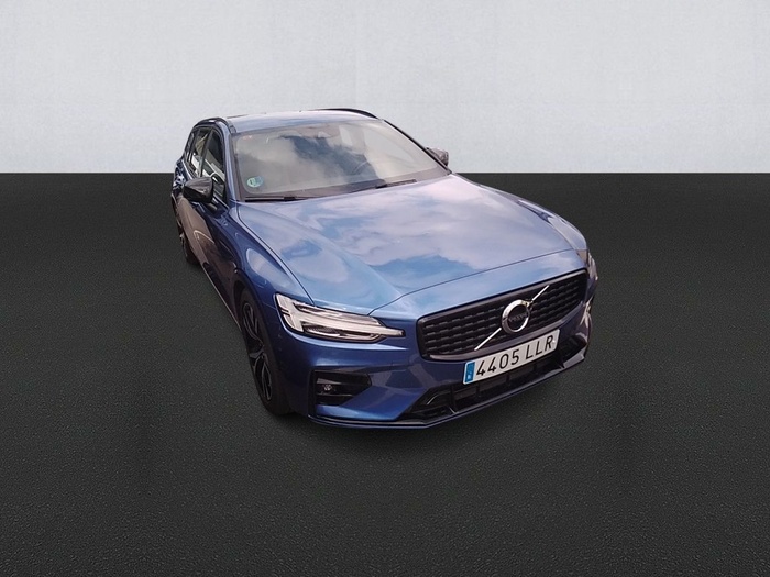 Volvo V60 B5 Mhev R-Design Auto 184 kW (250 CV) Vehículo usado en Madrid Volvo V60 B5 Mhev R-Design Auto 184 kW (250 CV) Vehículo usado en Madrid