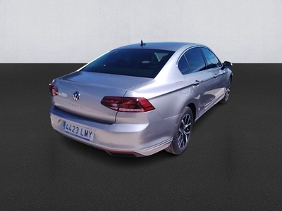 Volkswagen Passat Executive 2.0 TDI 90 kW (122 CV) DSG 4 Volkswagen Passat Executive 2.0 TDI 90 kW (122 CV) DSG 4