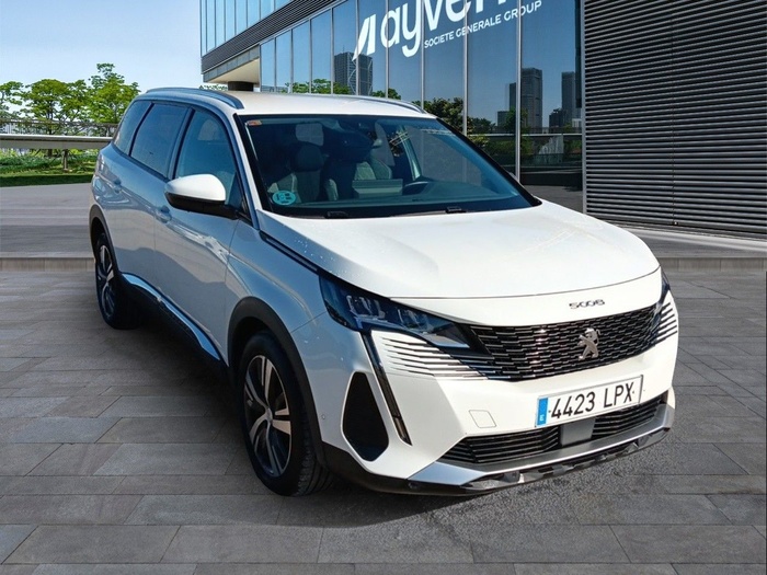 Peugeot 5008 BlueHDi 130 S&S Allure 96 kW (130 CV) Vehículo usado en Madrid Peugeot 5008 BlueHDi 130 S&S Allure 96 kW (130 CV) Vehículo usado en Madrid
