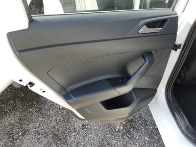 Volkswagen Polo Advance 1.0 TSI 70 kW (95 CV) 10 Volkswagen Polo Advance 1.0 TSI 70 kW (95 CV) 10