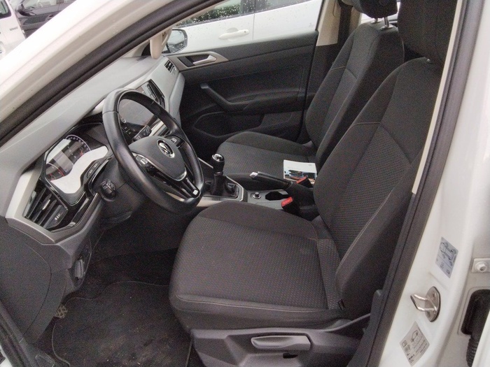 Volkswagen Polo Advance 1.0 TSI 70 kW (95 CV) Vehículo usado en Madrid Volkswagen Polo Advance 1.0 TSI 70 kW (95 CV) Vehículo usado en Madrid