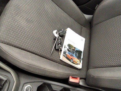 Volkswagen Polo Advance 1.0 TSI 70 kW (95 CV) 15 Volkswagen Polo Advance 1.0 TSI 70 kW (95 CV) 15