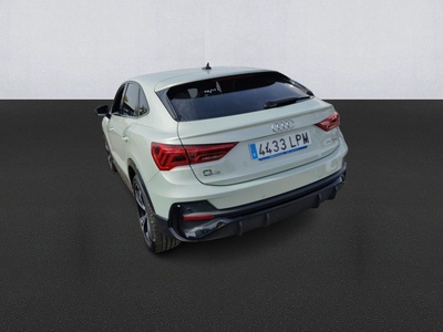 Audi Q3 Sportback Black line 35 TFSI 110 kW (150 CV) S tronic 6 Audi Q3 Sportback Black line 35 TFSI 110 kW (150 CV) S tronic 6