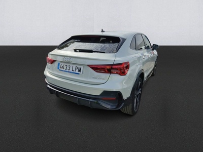 Audi Q3 Sportback Black line 35 TFSI 110 kW (150 CV) S tronic 4 Audi Q3 Sportback Black line 35 TFSI 110 kW (150 CV) S tronic 4