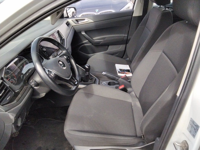 Volkswagen Polo Advance 1.0 TSI 70 kW (95 CV) Vehículo usado en Madrid Volkswagen Polo Advance 1.0 TSI 70 kW (95 CV) Vehículo usado en Madrid