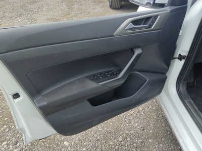 Volkswagen Polo Advance 1.0 TSI 70 kW (95 CV) 12 Volkswagen Polo Advance 1.0 TSI 70 kW (95 CV) 12