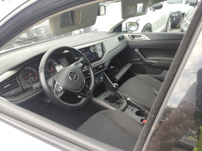 Volkswagen Polo Advance 1.0 TSI 70 kW (95 CV) Vehículo usado en Madrid Volkswagen Polo Advance 1.0 TSI 70 kW (95 CV) Vehículo usado en Madrid