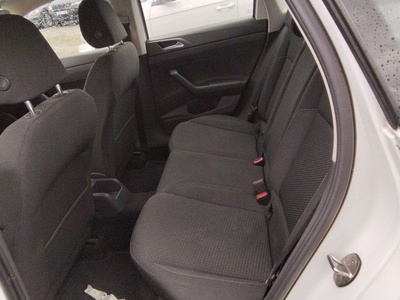 Volkswagen Polo Advance 1.0 TSI 70 kW (95 CV) 9 Volkswagen Polo Advance 1.0 TSI 70 kW (95 CV) 9