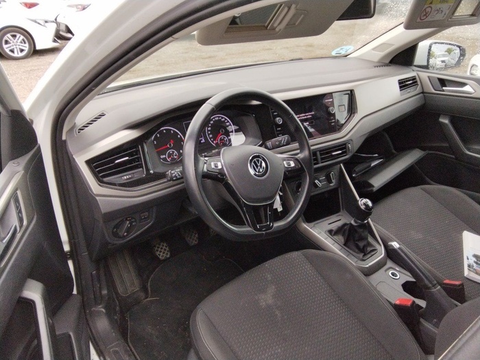 Volkswagen Polo Advance 1.0 TSI 70 kW (95 CV) Vehículo usado en Madrid Volkswagen Polo Advance 1.0 TSI 70 kW (95 CV) Vehículo usado en Madrid