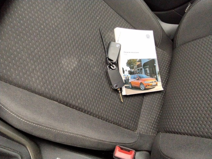 Volkswagen Polo Advance 1.0 TSI 70 kW (95 CV) Vehículo usado en Madrid Volkswagen Polo Advance 1.0 TSI 70 kW (95 CV) Vehículo usado en Madrid