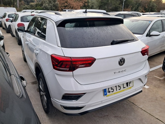Volkswagen T-Roc Advance R-Line 1.0 TSI 81 kW (110 CV) Vehículo usado en Madrid Volkswagen T-Roc Advance R-Line 1.0 TSI 81 kW (110 CV) Vehículo usado en Madrid