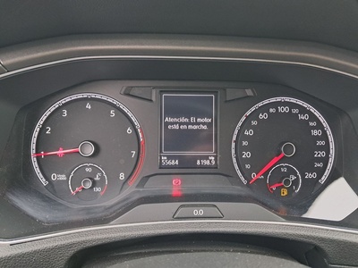 Volkswagen T-Roc Advance R-Line 1.0 TSI 81 kW (110 CV) 13 Volkswagen T-Roc Advance R-Line 1.0 TSI 81 kW (110 CV) 13