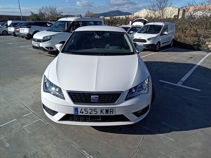 SEAT León 1.5 TSI S&S Style Visio Edition 96 kW (130 CV) Vehículo usado en Madrid SEAT León 1.5 TSI S&S Style Visio Edition 96 kW (130 CV) Vehículo usado en Madrid