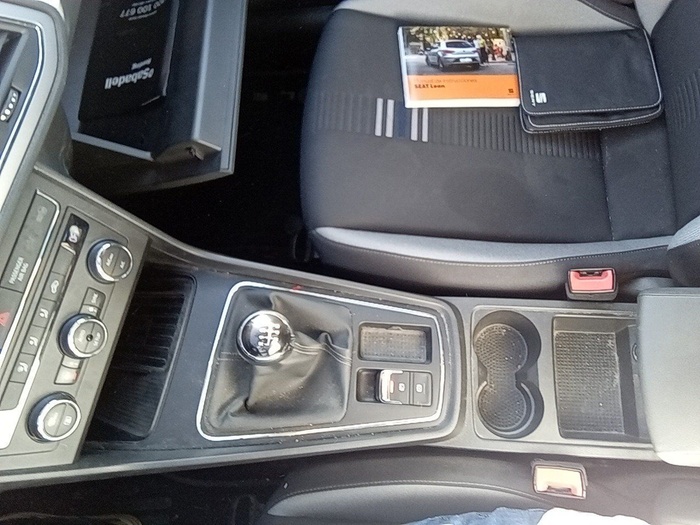 SEAT León 1.5 TSI S&S Style Visio Edition 96 kW (130 CV) Vehículo usado en Madrid SEAT León 1.5 TSI S&S Style Visio Edition 96 kW (130 CV) Vehículo usado en Madrid