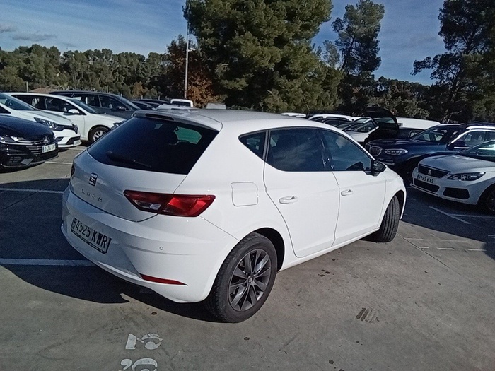 SEAT León 1.5 TSI S&S Style Visio Edition 96 kW (130 CV) Vehículo usado en Madrid SEAT León 1.5 TSI S&S Style Visio Edition 96 kW (130 CV) Vehículo usado en Madrid