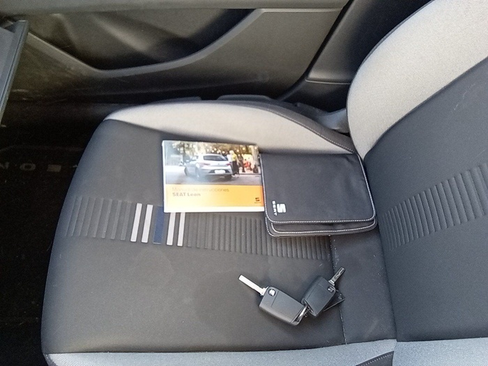 SEAT León 1.5 TSI S&S Style Visio Edition 96 kW (130 CV) Vehículo usado en Madrid SEAT León 1.5 TSI S&S Style Visio Edition 96 kW (130 CV) Vehículo usado en Madrid