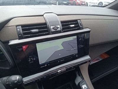 DS DS7 Crossback BlueHDi 130 DE Bastille + AT 96 kW (130 CV) 12 DS DS7 Crossback BlueHDi 130 DE Bastille + AT 96 kW (130 CV) 12